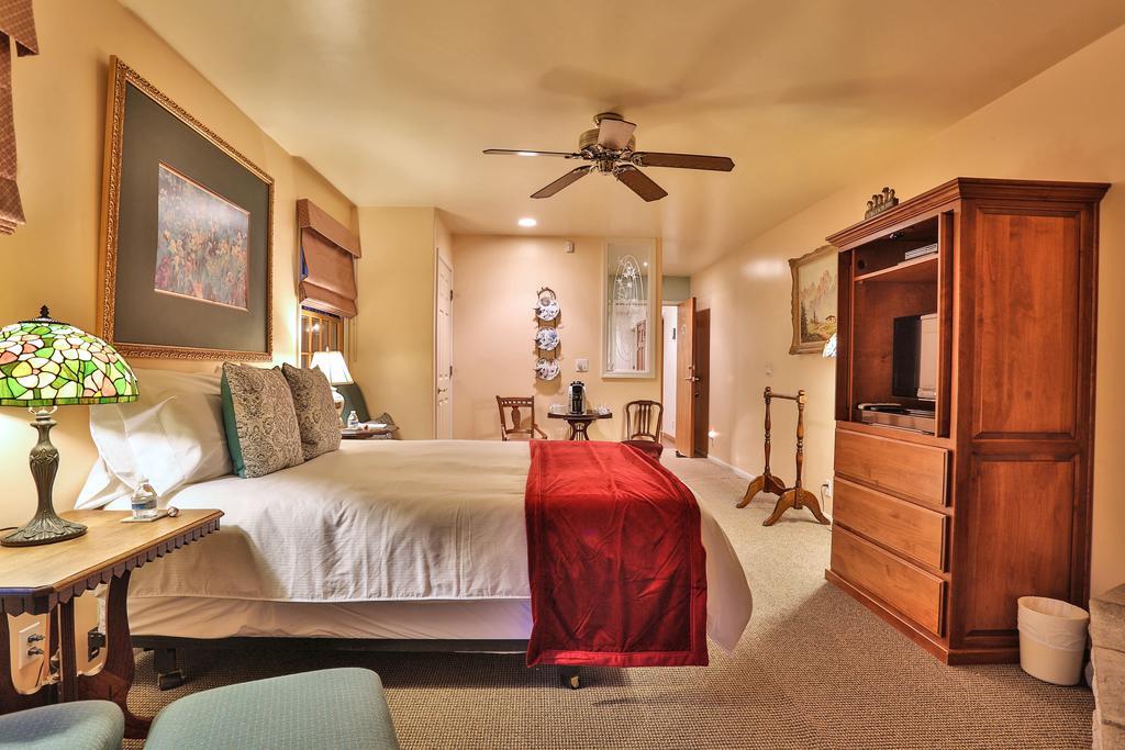 Alpenhorn Bed And Breakfast Big Bear Lake Eksteriør bilde