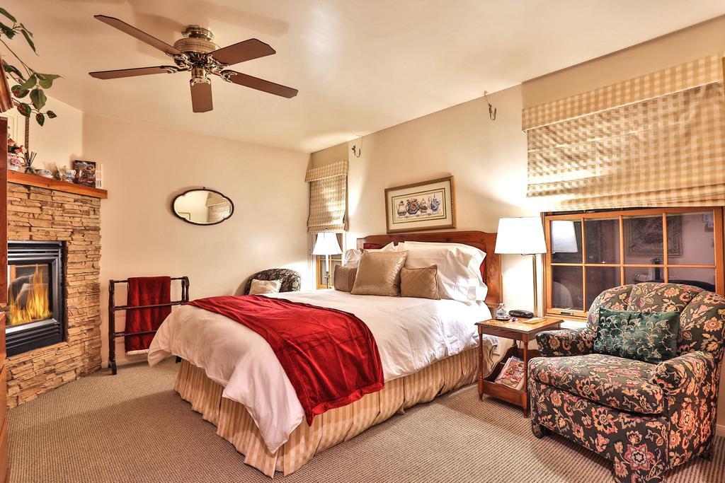 Alpenhorn Bed And Breakfast Big Bear Lake Eksteriør bilde