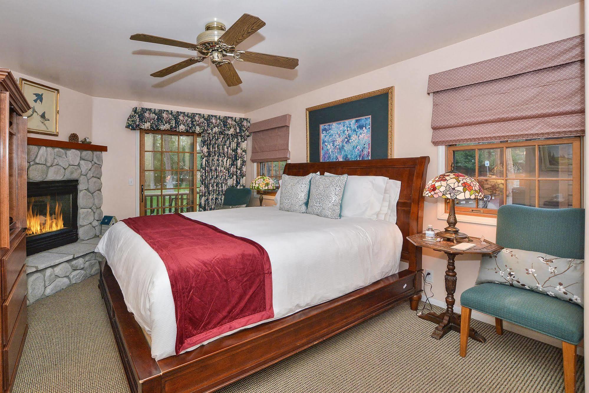 Alpenhorn Bed And Breakfast Big Bear Lake Eksteriør bilde