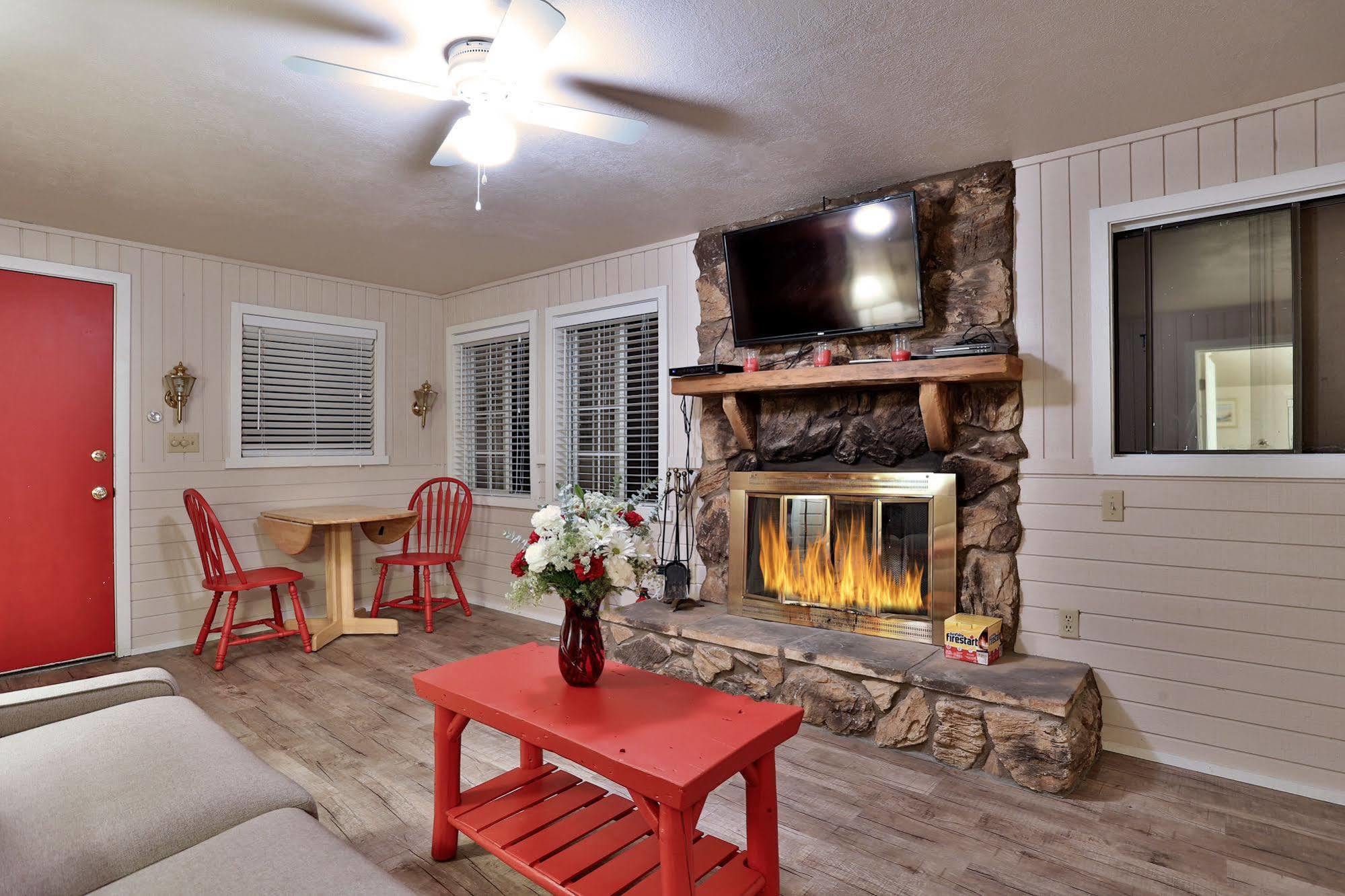 Alpenhorn Bed And Breakfast Big Bear Lake Eksteriør bilde