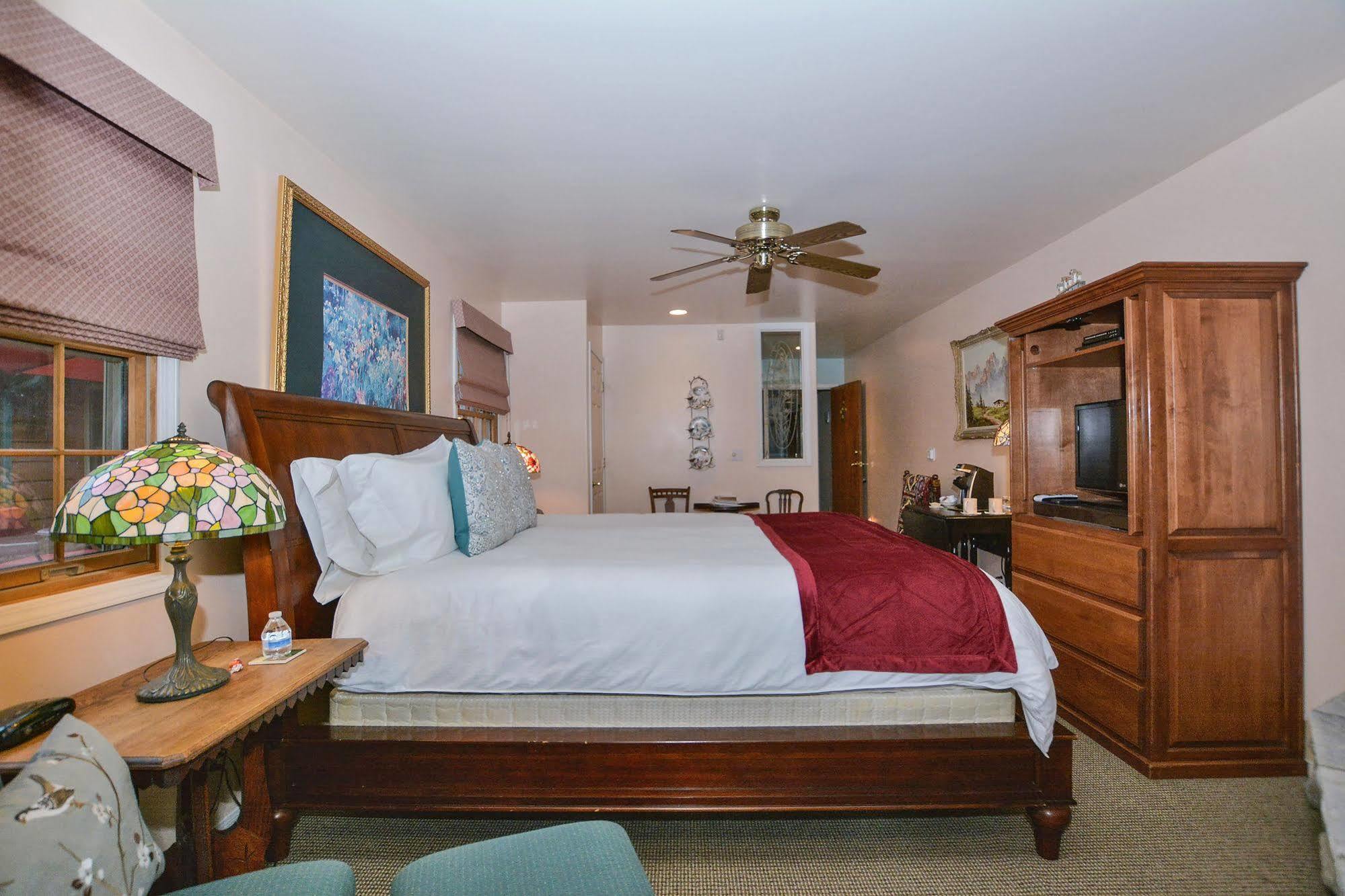 Alpenhorn Bed And Breakfast Big Bear Lake Eksteriør bilde